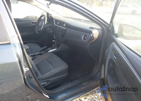 2017 Toyota Corolla Le z USA, uszkodzony, nr VIN 2T1BURHE8HC882831